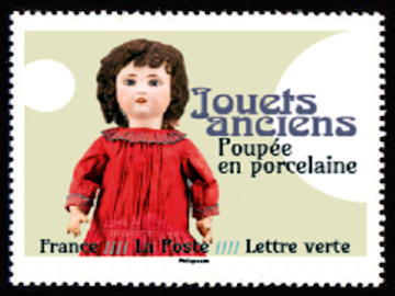  Jouets anciens <br>Poupée en porcelaine