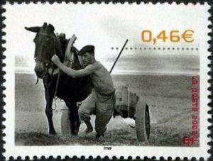  Le siècle au fil du timbre : Vie quotidienne <br>Pêcheur de sable - Capbreton 1947