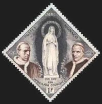 Centenaire des apparitions de Lourdes (statue de la vierge) 