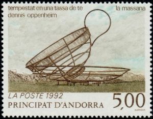 timbre Andorre N° 424 légende : 'Tempète dans une tasse de thé'' œuvre de Denis Oppenheim