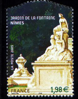 timbre N° 3786, Jardins de France - Nimes - Jardin de la Fontaine ( La nymphe de la source )