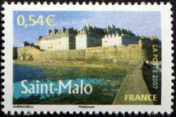 timbre N° 4020, St Malo ville portuaire de Bretagne, patrie du corsaire Surcouf