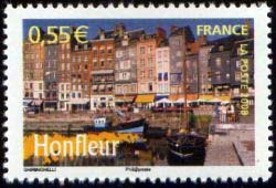 timbre N° 4165, Honfleur (Calvados) représentée par des artistes, dont Gustave Courbet, Eugène Boudin