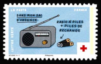 Croix-Rouge française <br>Dans mon sac d'urgence - Radio à piles + piles de rechange