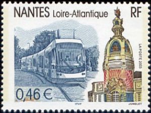 timbre N° 3552, Nantes (Loire Atlantique) Le tramway et la tour LU
