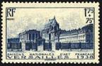 timbre N° 379, Cour d'honneur du Château de Versailles