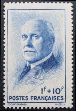  Effigie du Maréchal Pétain <br>Au profit de secour National