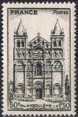  Cathédrale d'Angoulème 