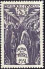 timbre N° 879, Journée du Timbre - Intérieur d'un wagon poste