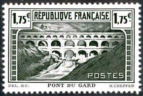 Pont du Gard ( timbre N° 262 de 1931)