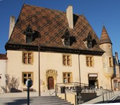 Le Petit Louvre, ancien relais postal